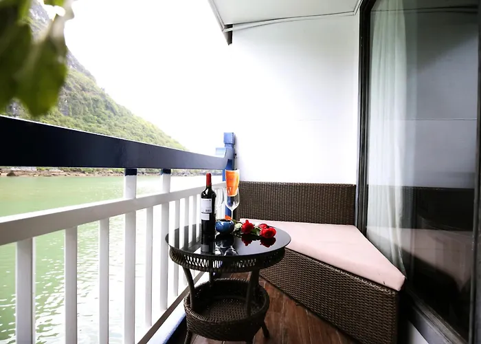Lotus D'orient Cruise 5* Hạ Long