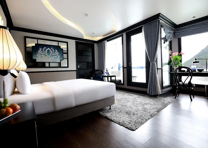 Lotus D'orient Cruise 5*